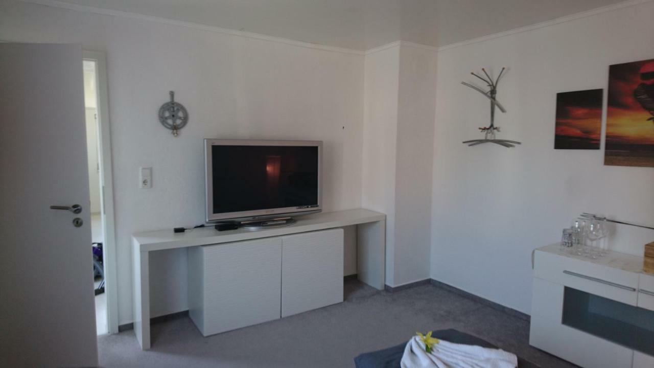Moderne Wohnung ラドルフツェル・アム・ボーデンゼー エクステリア 写真